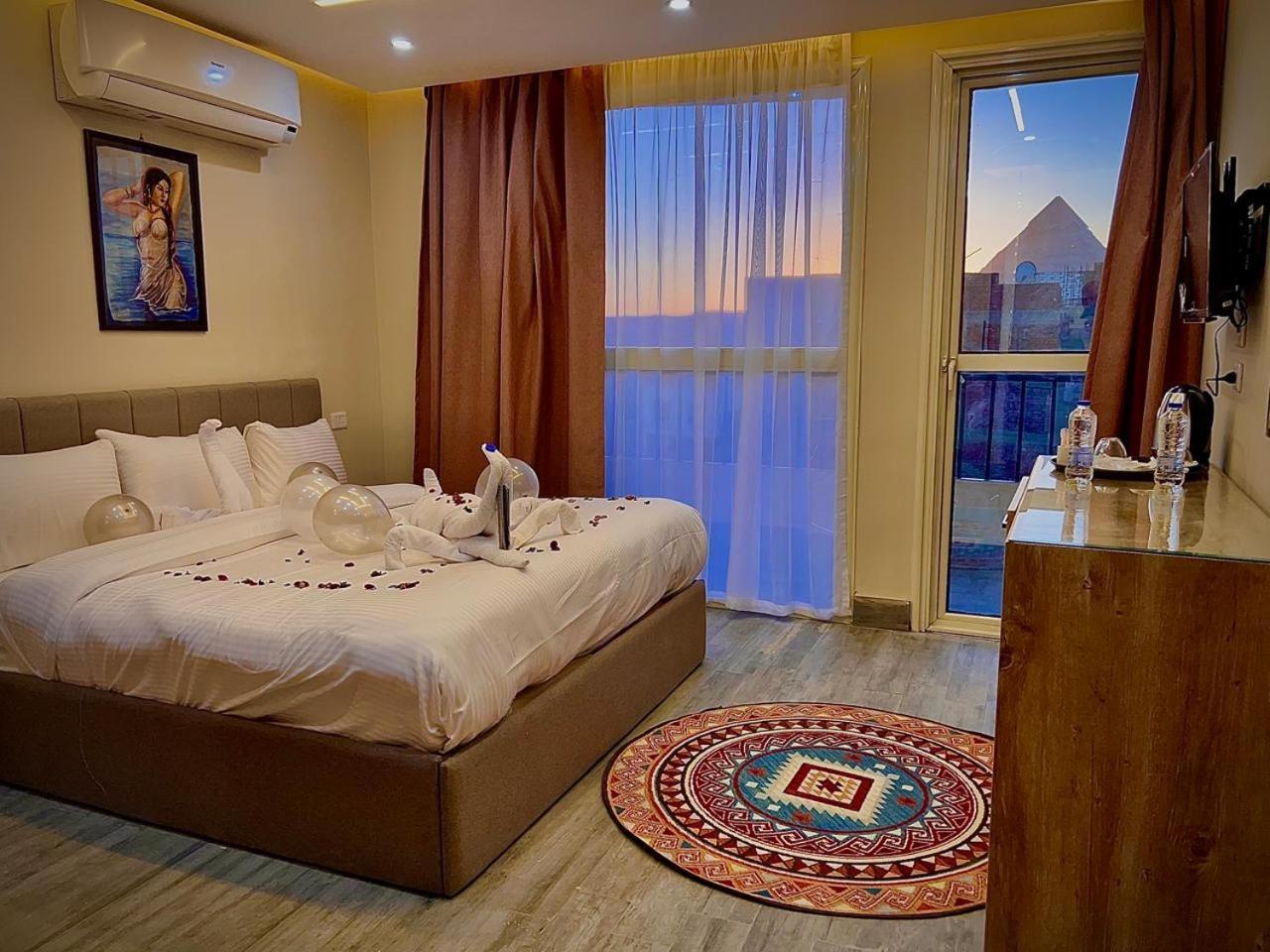 Pyramids Hotel Kafret el-Gabal Eksteriør billede