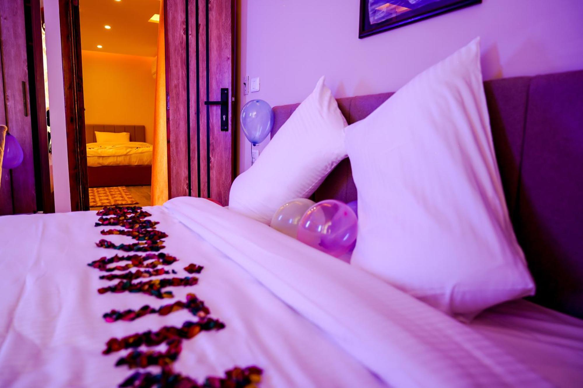 Pyramids Hotel Kafret el-Gabal Eksteriør billede